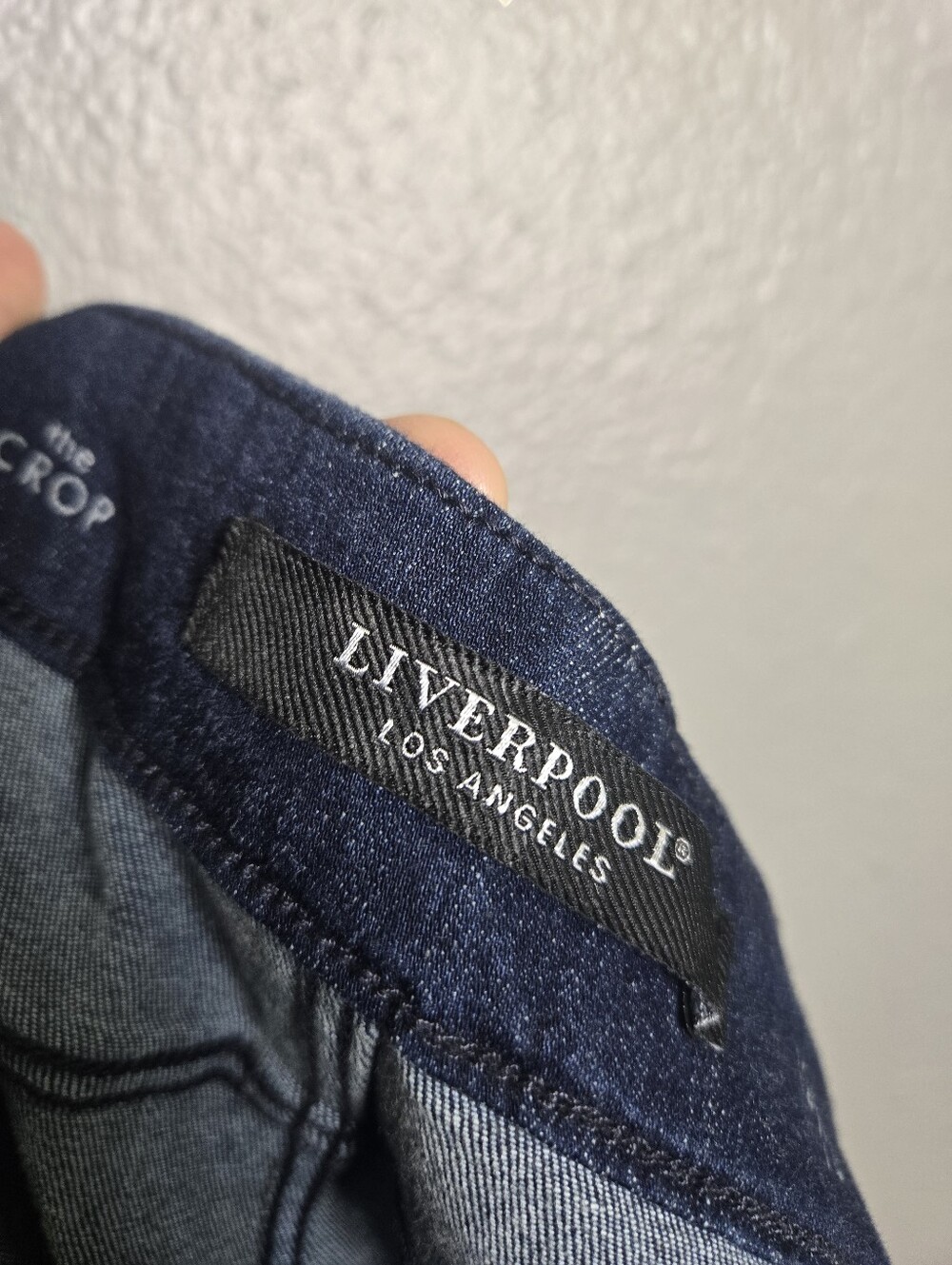 Liverpool Dark Wash Pull On Jeans Style The Crop Size 12/31 - Picture 12 of 16